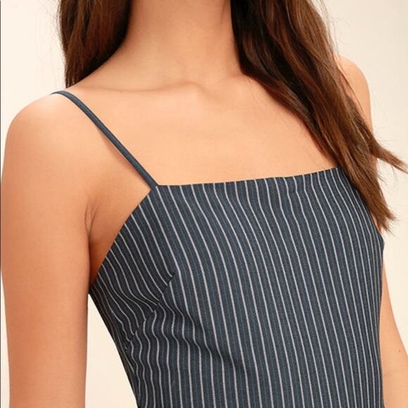 NWT Lulu’s Negotiation Slate Striped Midi Jumpsuit pinstripe culotte sz M - Picture 3 of 7